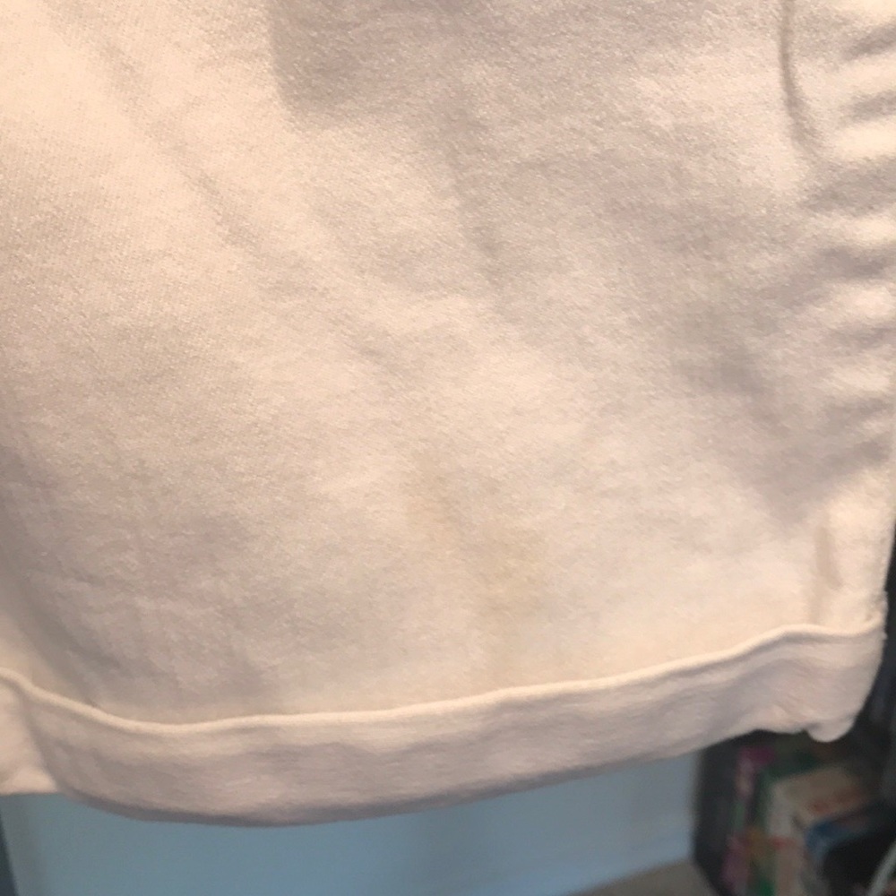 White Capris - Picture 16 of 16